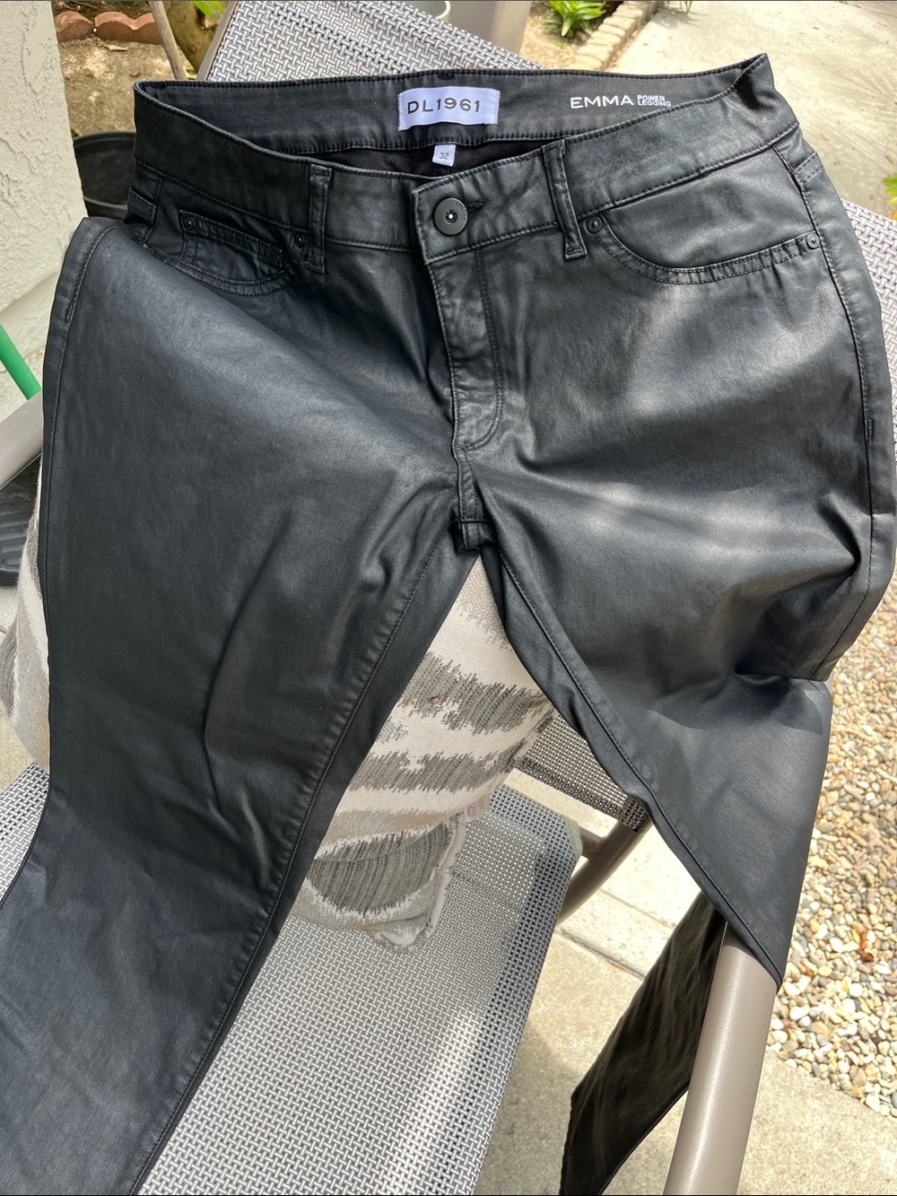 NWOT DL1961 Emma Power Legging Jeans in Black Coated Finish Size 12